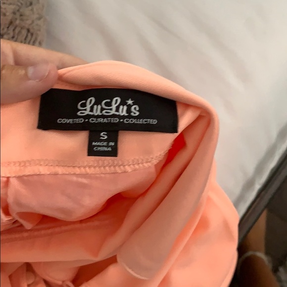 Coral lulus dress - Picture 3 of 3